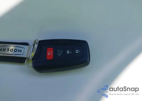 2022 Toyota Highlander Limited z USA, uszkodzony, nr VIN 5TDDZRBH2NS222378